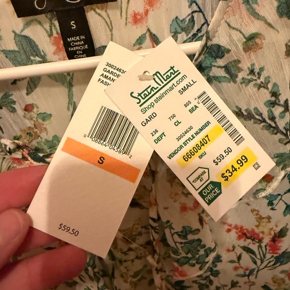 Jessica Simpson Multicolor Floral Ruffle Blouse - Picture 2 of 3